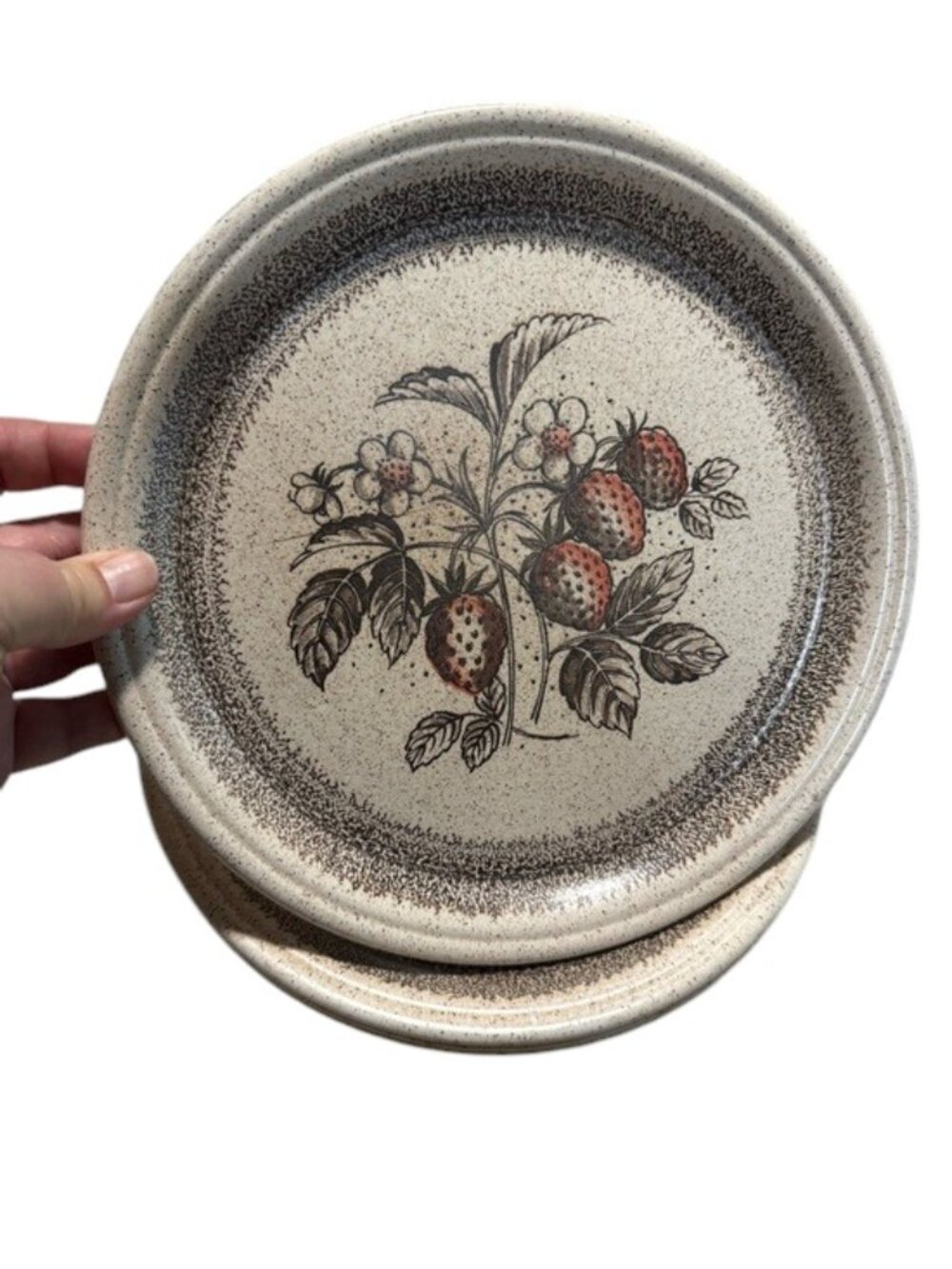 Vintage Barratts of Staffordshire Wild Strawberry Dinner Plates 1970s Stoneware - Picture 3 of 8